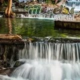 Cascadas en el arroyo dentro del balneario 'Las Huertas' en Tlaquiltenango, Morelos