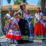 Las reinas jovencitas y felices con su participación en el carnaval morelense