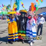 Los amigos chinelos desde Santa Ana, California 2021.