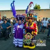 Chinelos en Santa Ana California durante el carnaval morelense USA.