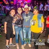 Gran ambiente en la tarde-noche del carnaval morelense USA.