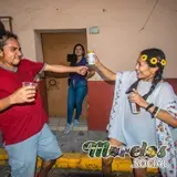 Danzando al ritmo de los fabulosos sones de chinelo.