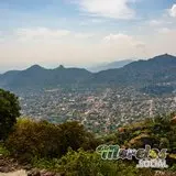 Entre los jorobados, el municipio de Tepoztlán Morelos.