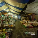 Pasillo en el llamado Tianguis grande de Yecapixtla, Morelos.