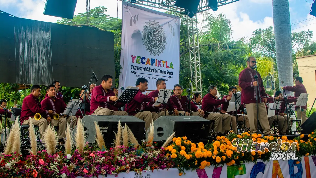 La banda del gobierno del estado de Morelos en Festival de Yecapixtla.