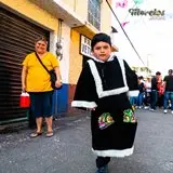 Pequeño chinelo danzando en el carnaval de Jiutepec Morelos.
