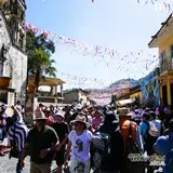 La tarde del sábado de carnaval en Tepoztlán 2023.