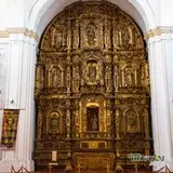 Retablo a San Francisco de Asís y a la asunción de María.