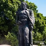 El Morelotes, escultura en el centro de Cuernavaca.