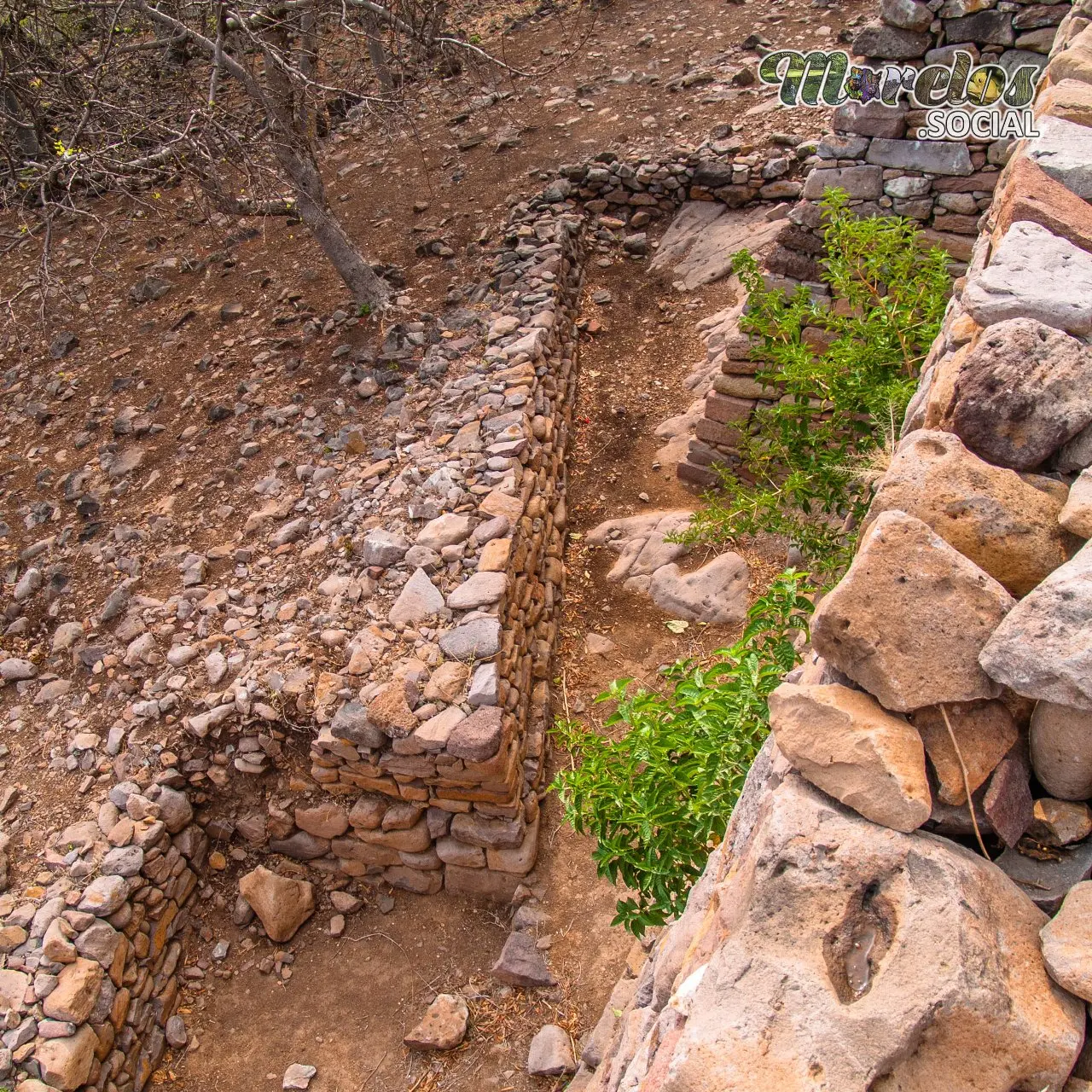 El Misterio de las Construcciones Megalíticas en las Pirámides de Chimalacatlán