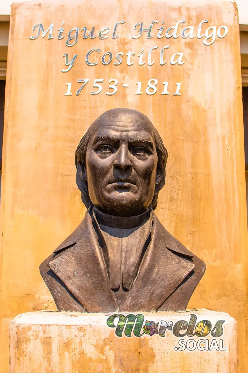 Monumento de Miguel Hidalgo y Costilla en Jojutla Morelos.