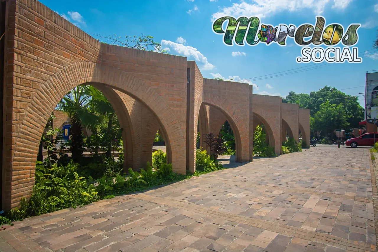 Los arcos del jardin central de Jojutla, Morelos