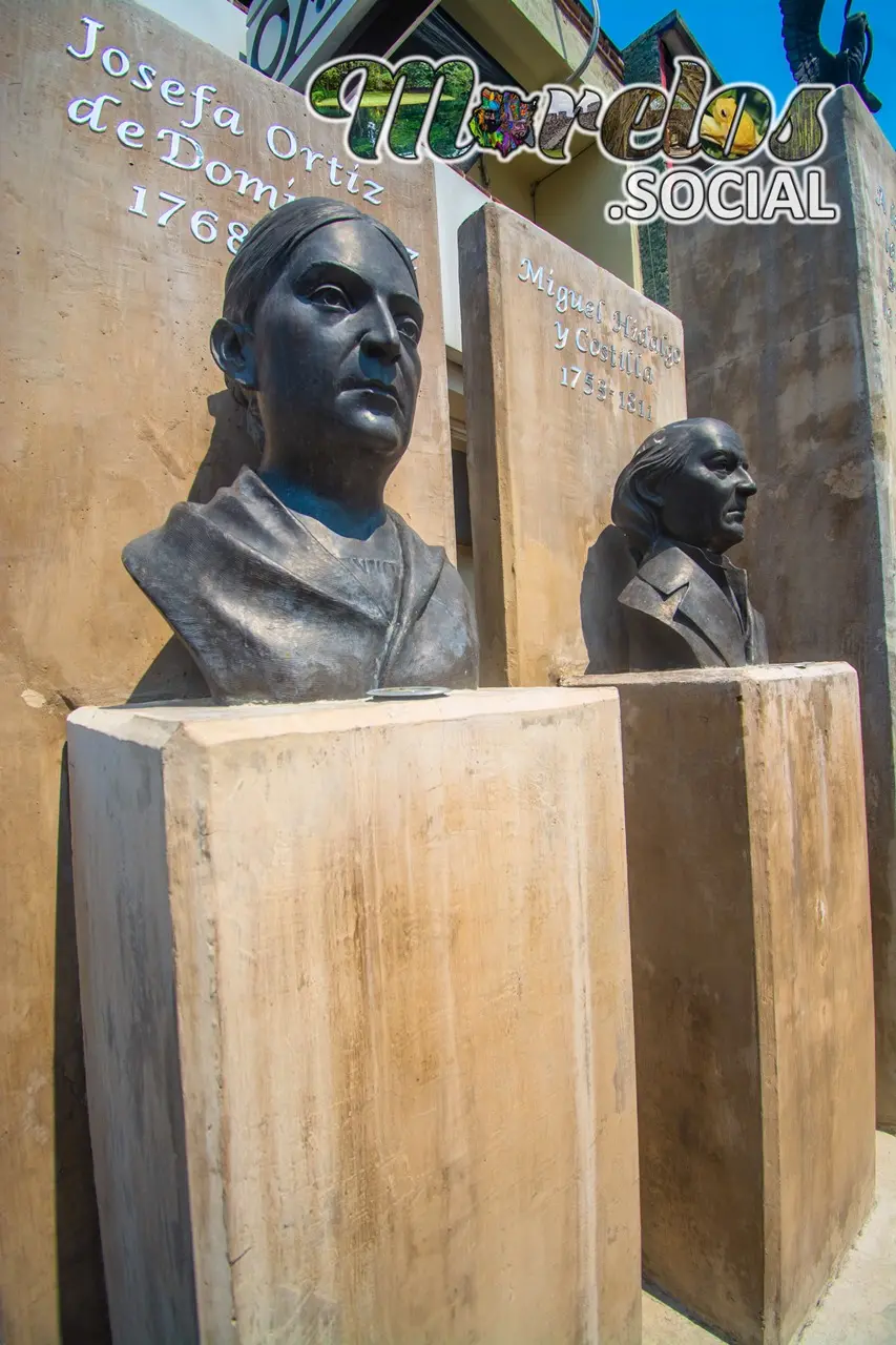 Esculturas de los héroes patrios en Jojutla, Morelos.