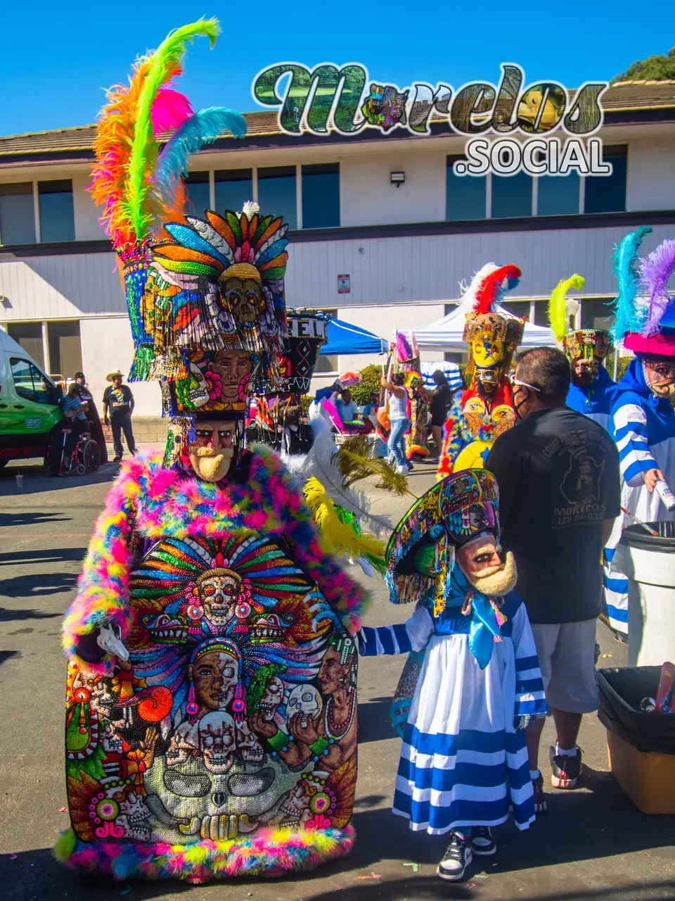 Grandes chinelos en el carnaval morelense USA 2021