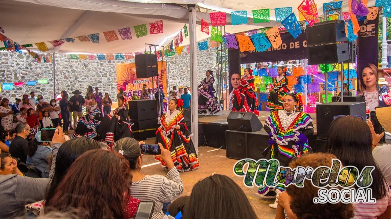 Bailables tradicionales en la Feria del Pulque y la Barbacoa 2022 de Huitzilac