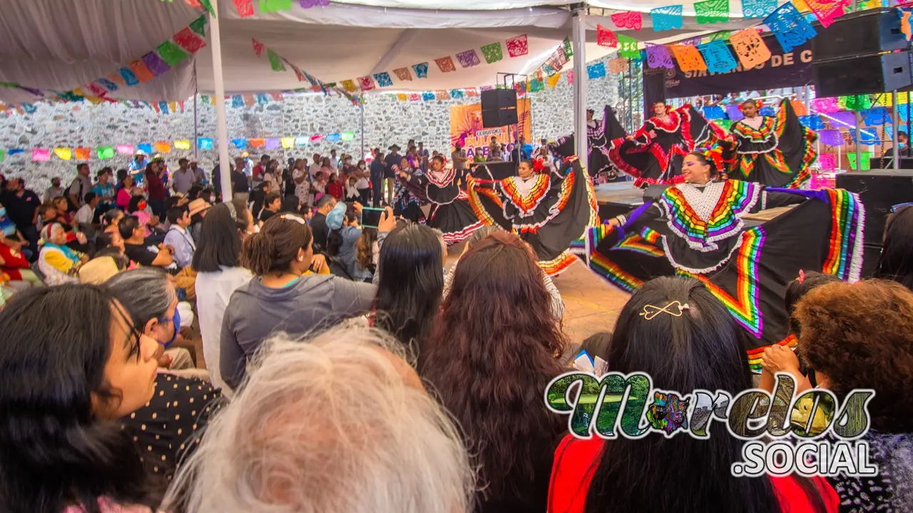 Bailables tradicionales en la Feria del Pulque y la Barbacoa 2022 de Huitzilac