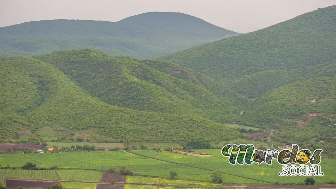 Hermosa vista de los cerros en Tlaltizapán Morelos.