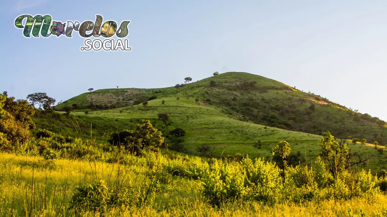 El cerro de Atlacholoaya en Xochitepec Morelos.