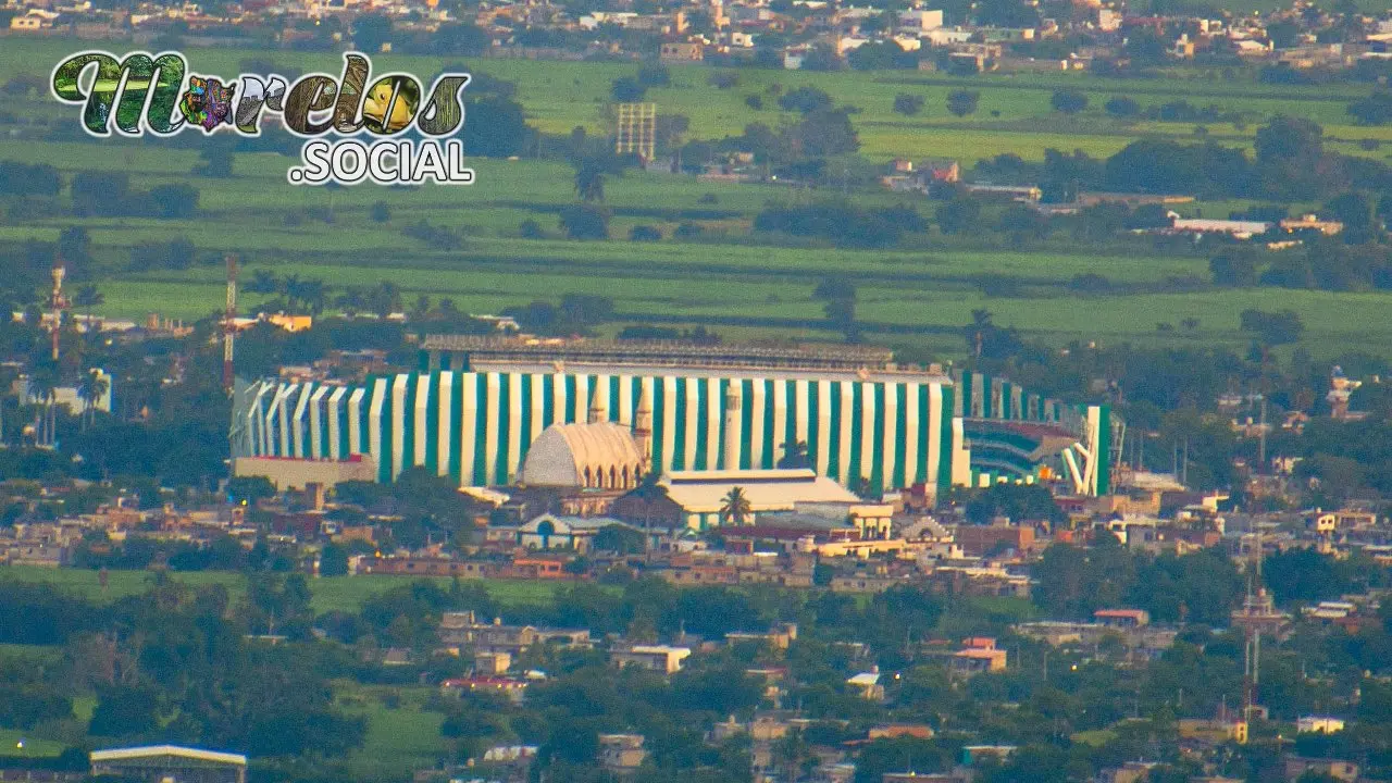 Estadio Agustín “coruco” Díaz Zacatepec Morelos.