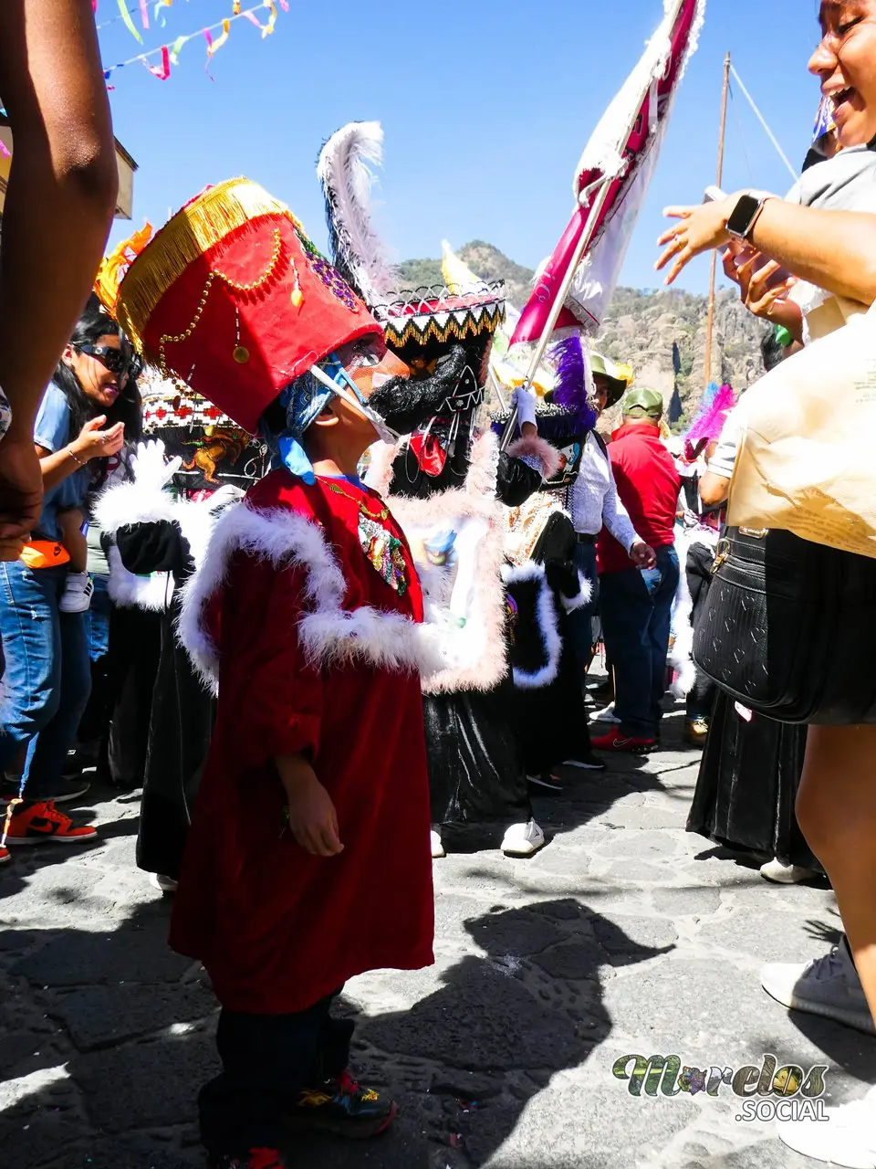 Chinelos en Tepoztlán, Morelos.