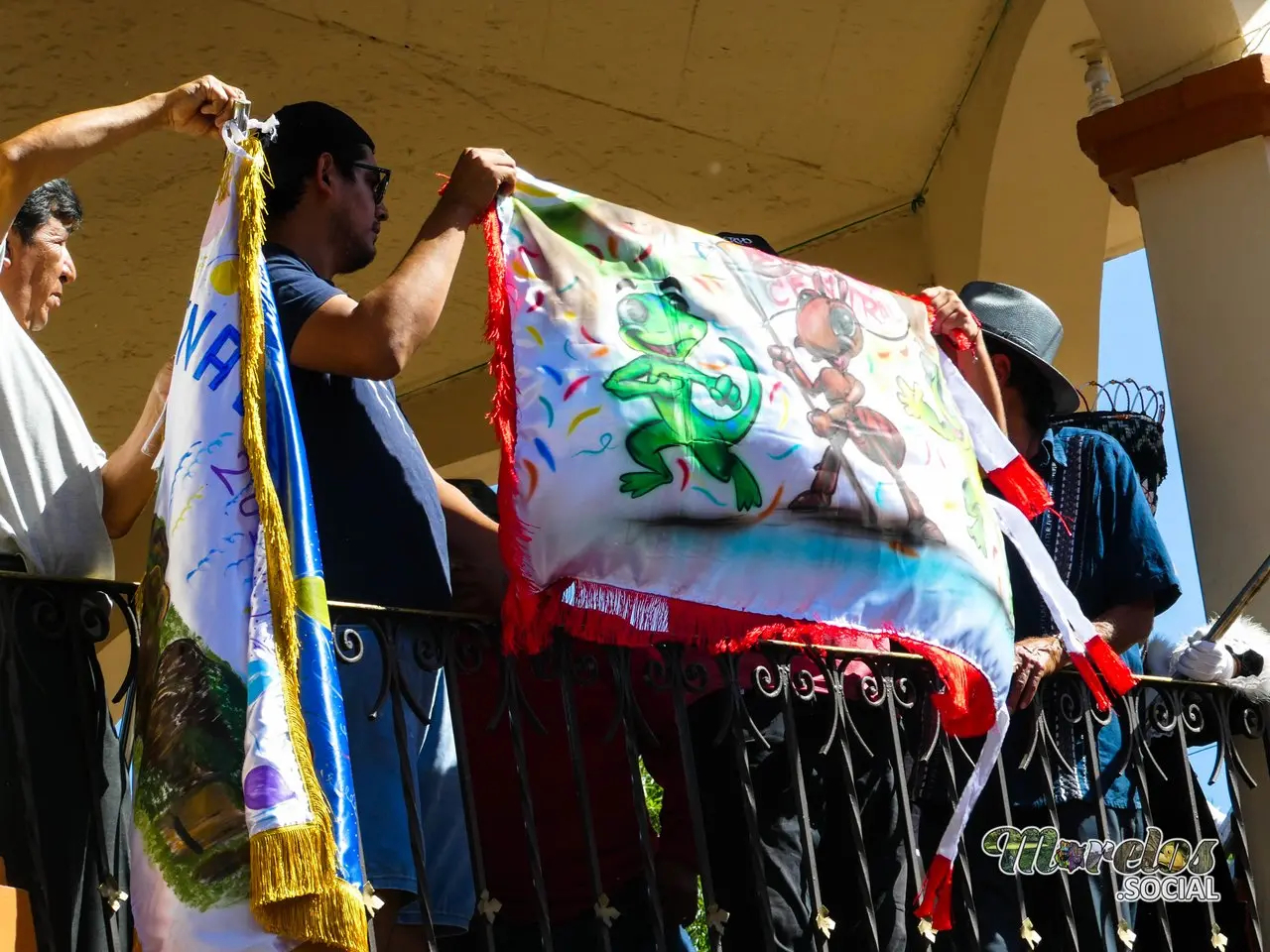 Cambio de Banderas en Tepoztlán.