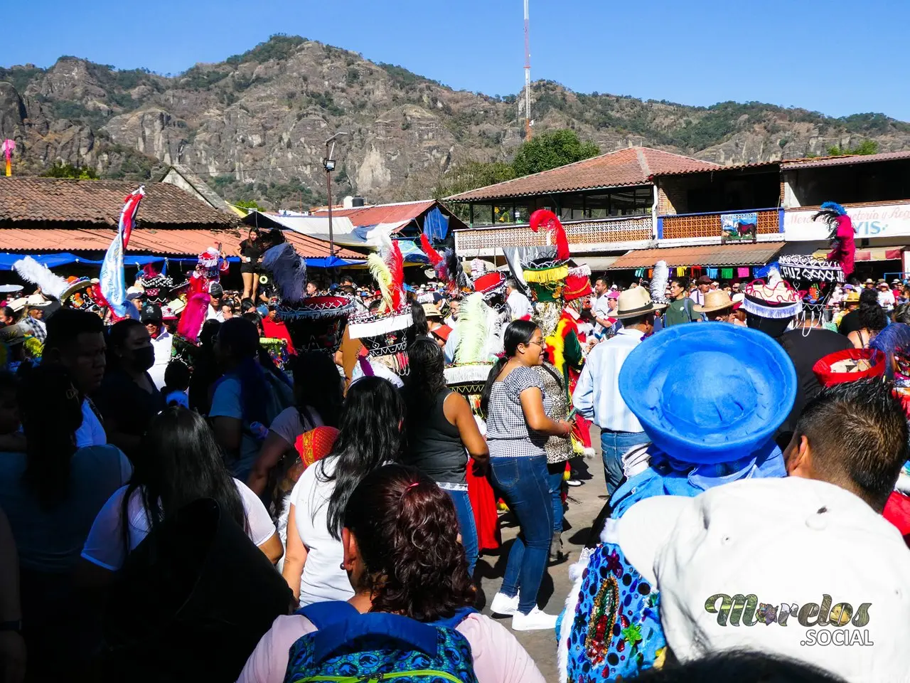 Agradable tarde carnavalera en Tepoztlán.