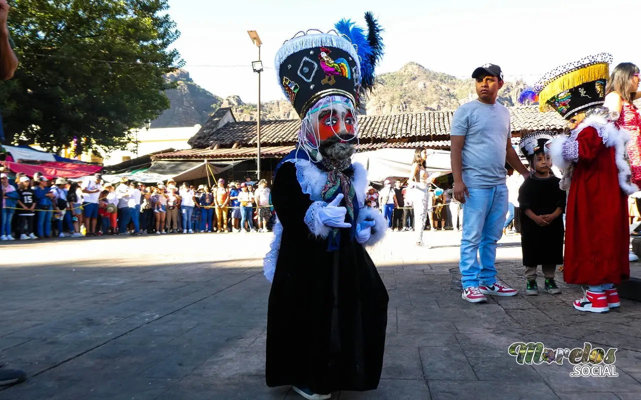 Chinelito de la comparsa infantil.