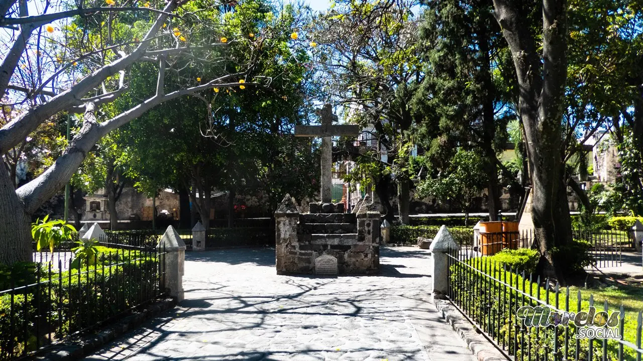 Jardines de la catedral de Cuernavaca Morelos.