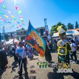 Bandera de la comparsa Tepoztecatl en carnaval morelense USA.