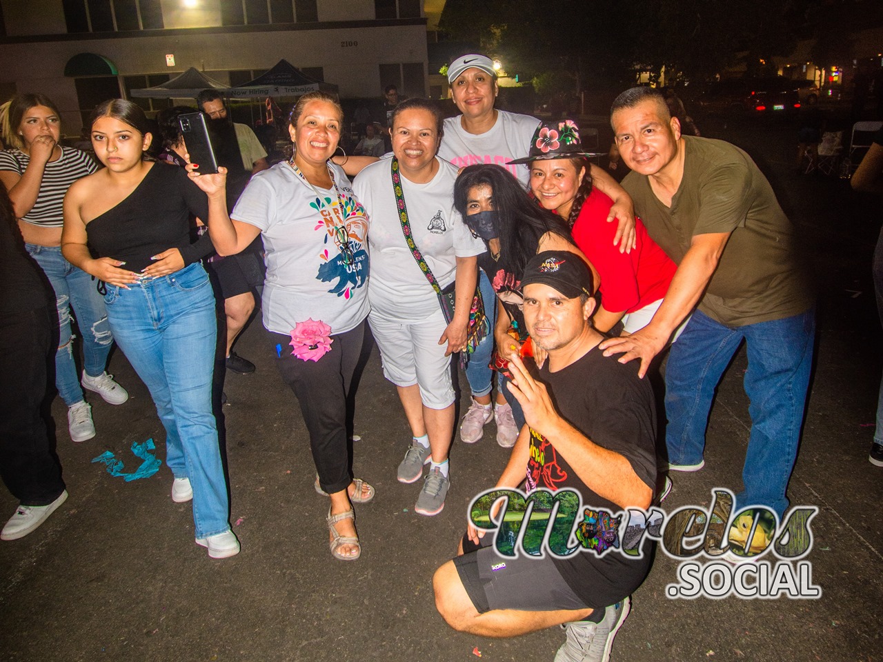 Gran ambiente durante la noche del carnaval morelense 2021.