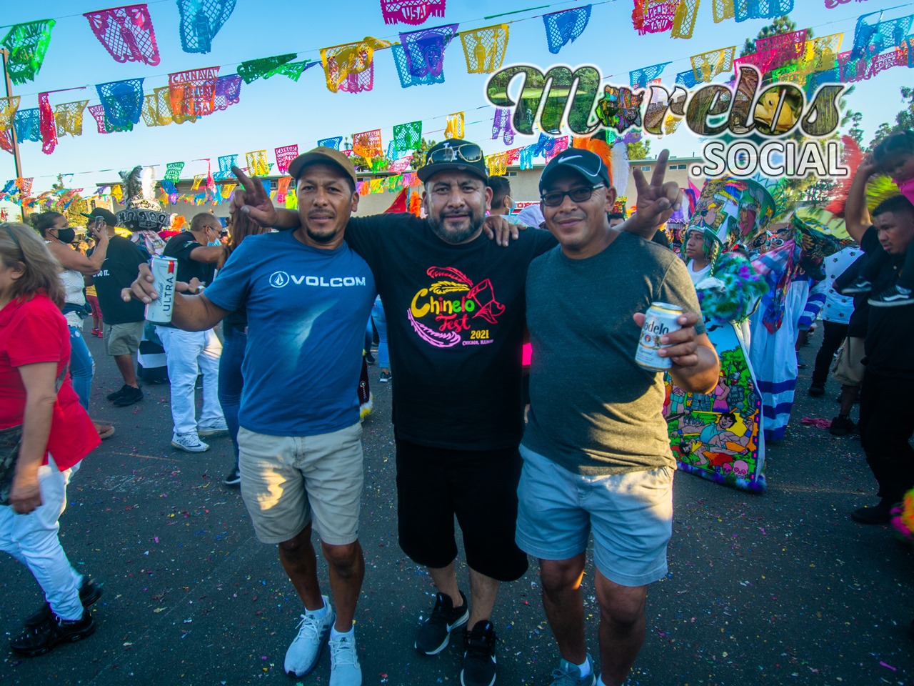 Carnaval chinelos con ambiente morelense en California.