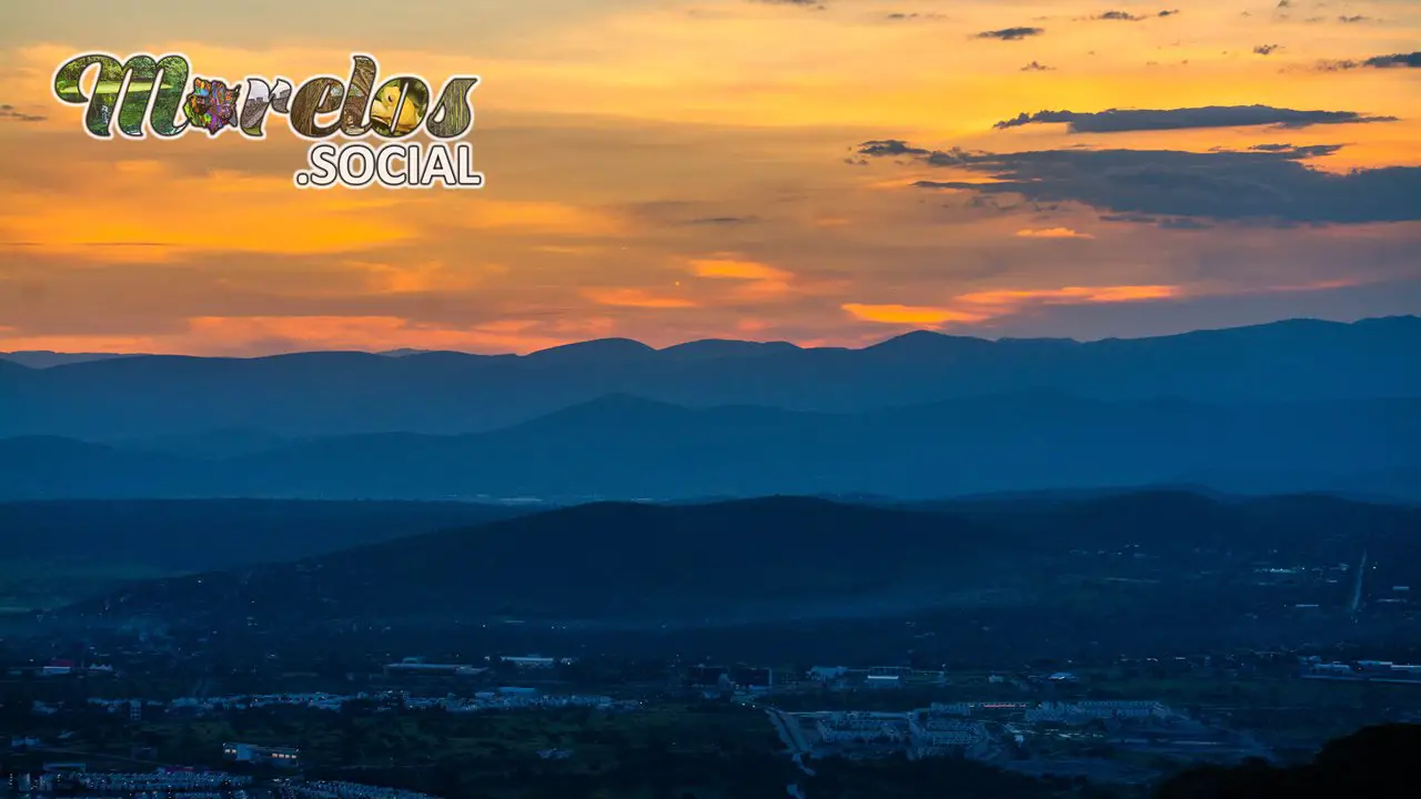 El colorido cielo del atardecer visto desde Xochitepec.