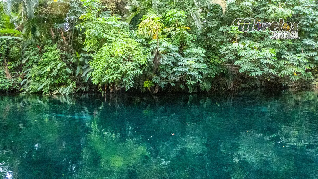 El flujo natural del Río de las estacas.