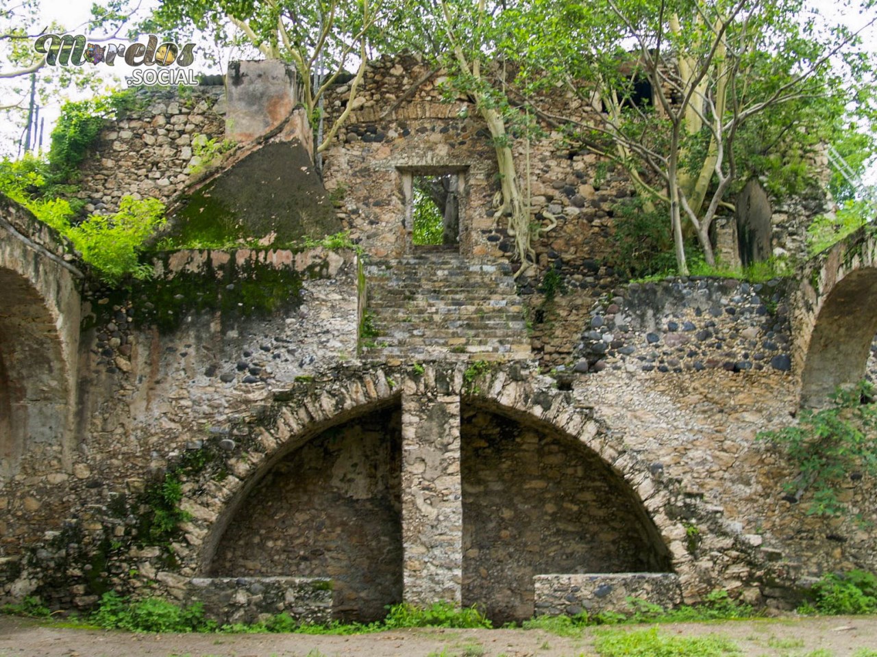 Ex-Hacienda San Jacinto Ixtoluca en Tlaquiltenango.