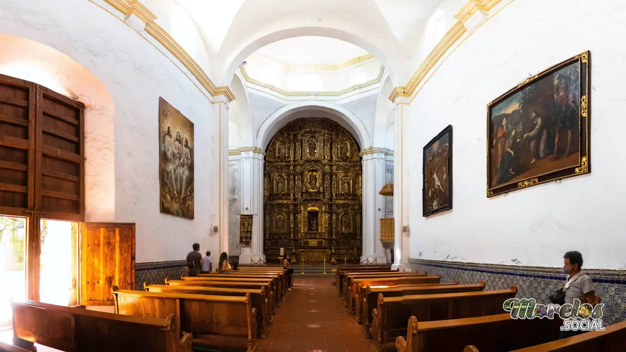 Interior iglesia de la tercera orden