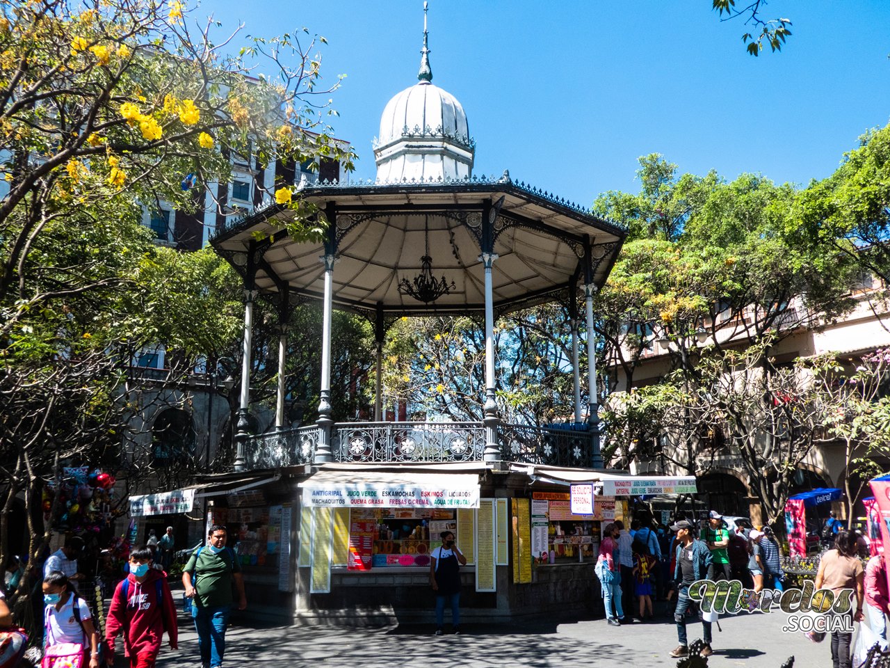 Kiosco del jardín Juárez en Cuernavaca.