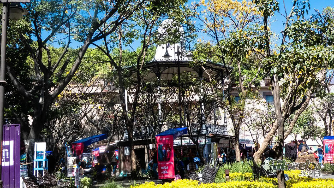 El agradable Jardín Juárez de Cuernavaca.