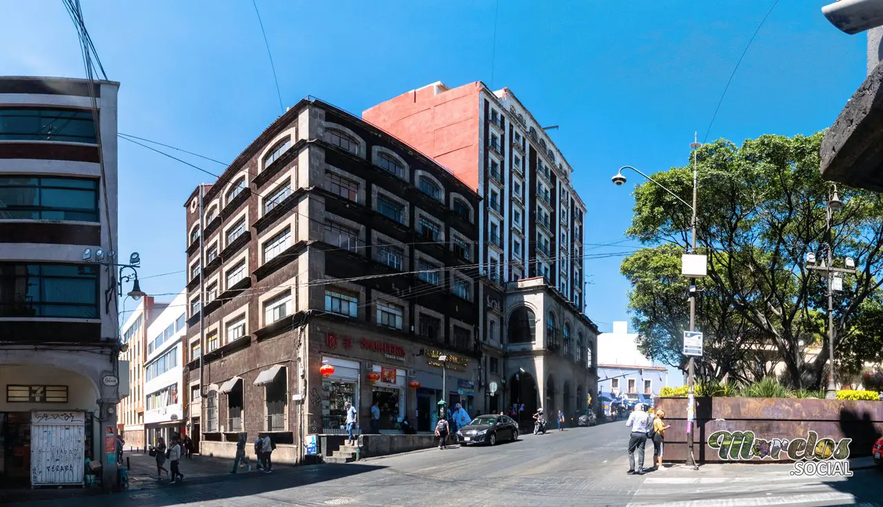 Cruce entre las calles Rayon, Gutenberg y Hermenegildo Galeana.