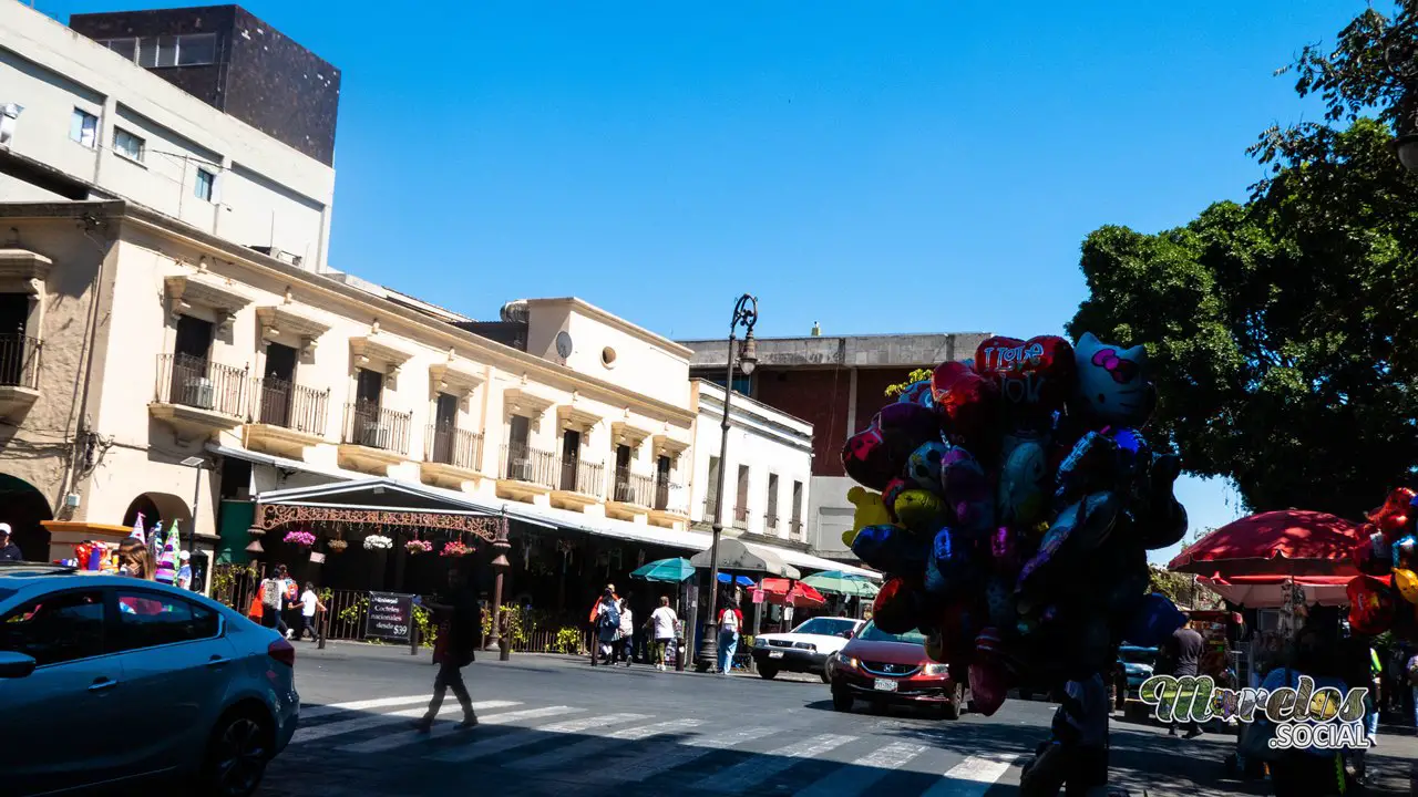 Cruce entre las calles Guerrero y Gutenberg.