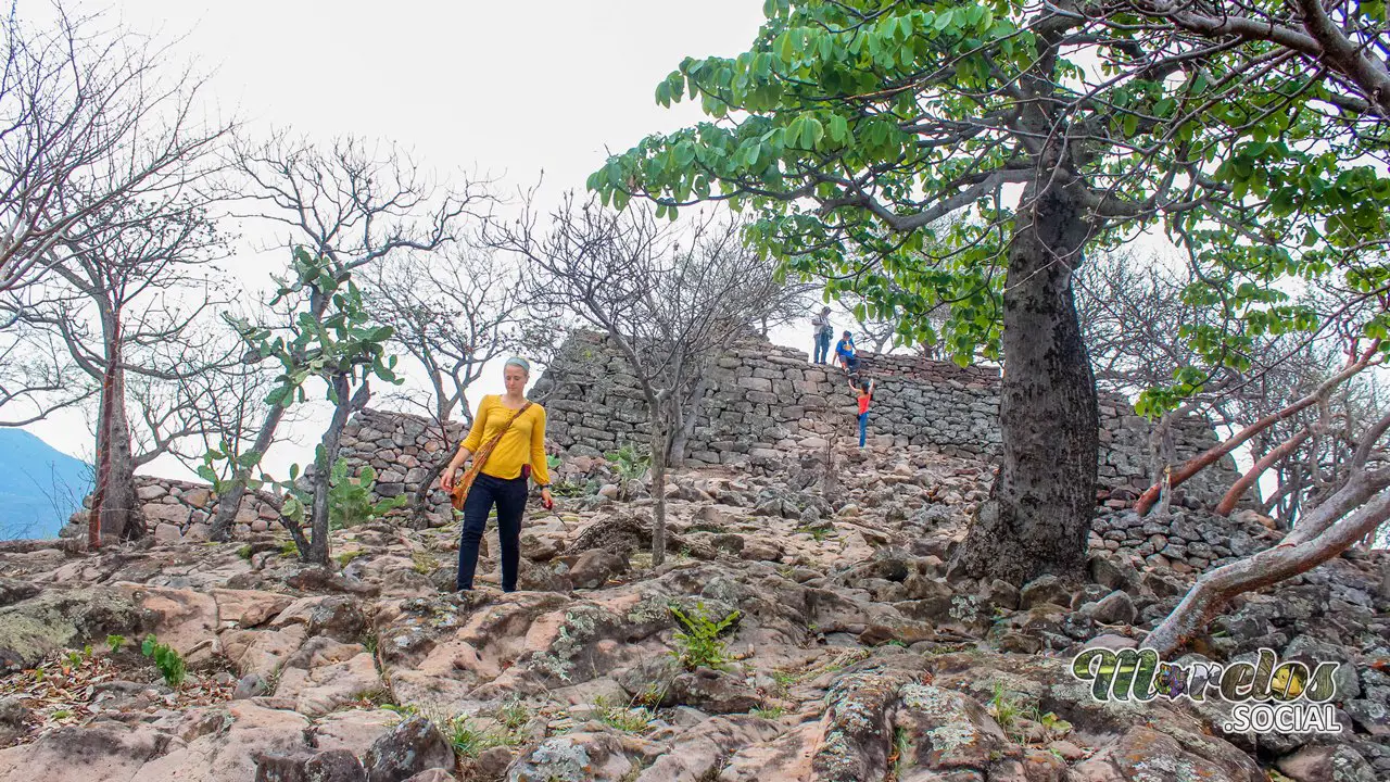 Ecos Ancestrales en lo Alto: Construcciones Megalíticas de Chimalacatlán