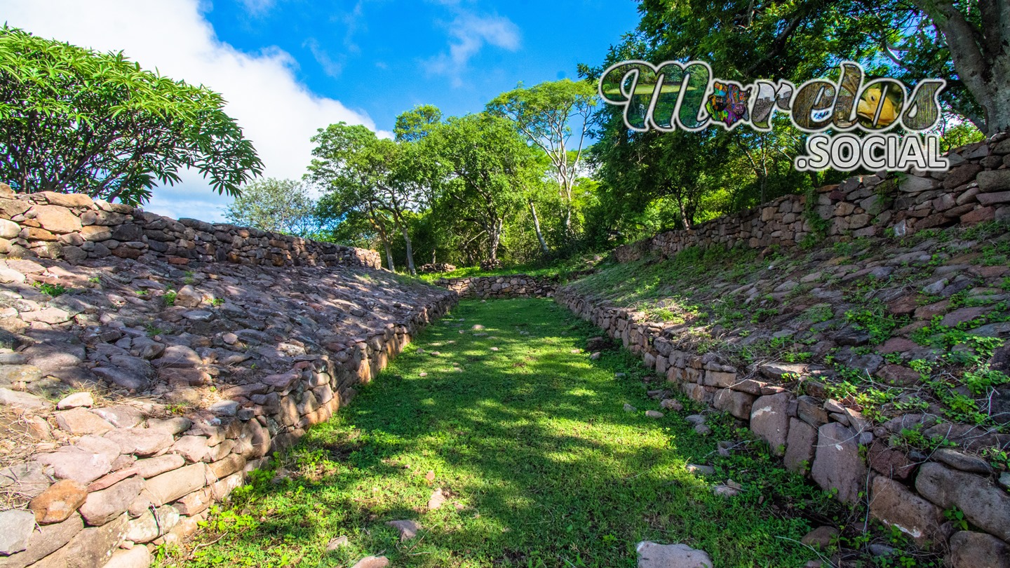 Cancha para el Juego de pelota Mesoamericano de la zona arqueológica Chimalacatlán