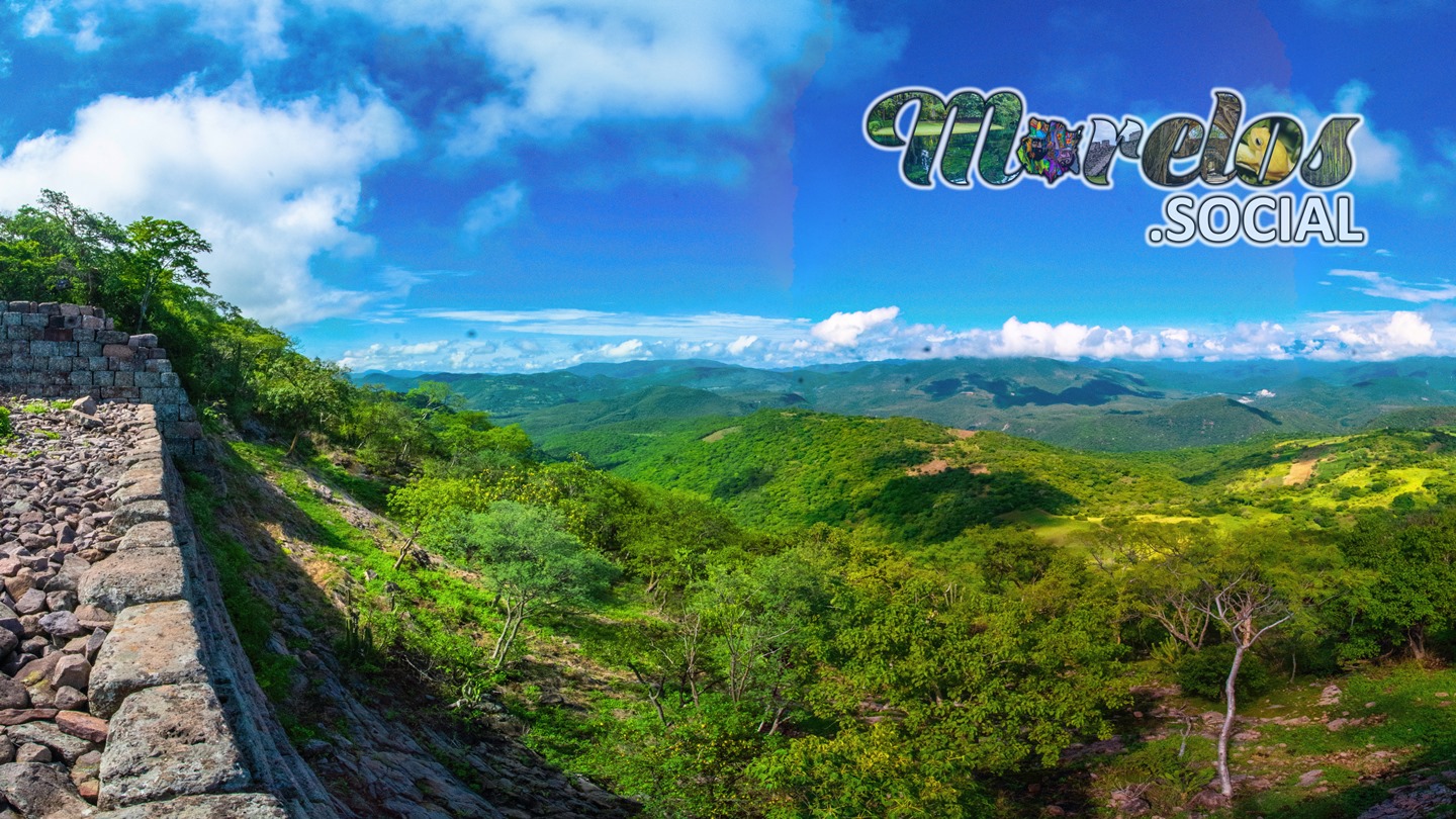 Inmensidad de la Sierra de Huautla vista desde las plataformas de Chimalacatlán